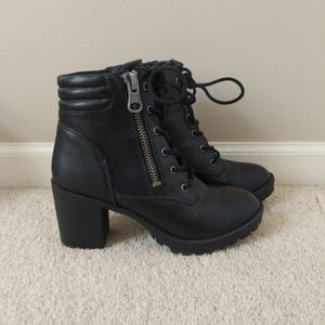 Steve Madden Black Heeled Chunky Combat Ankle Boot